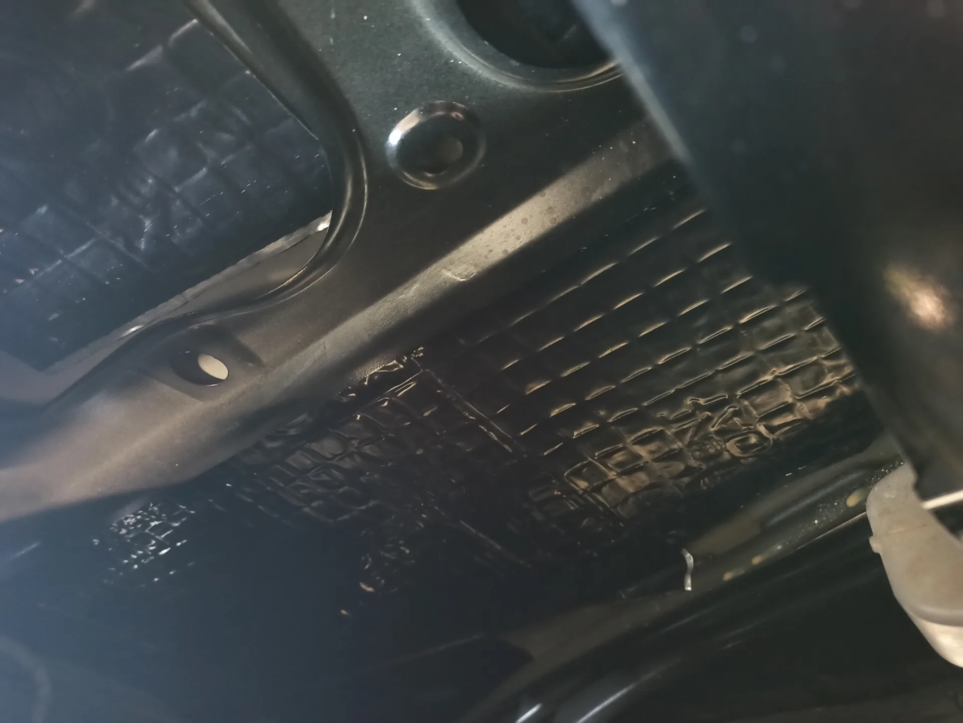 mercedes-benz-glb-116