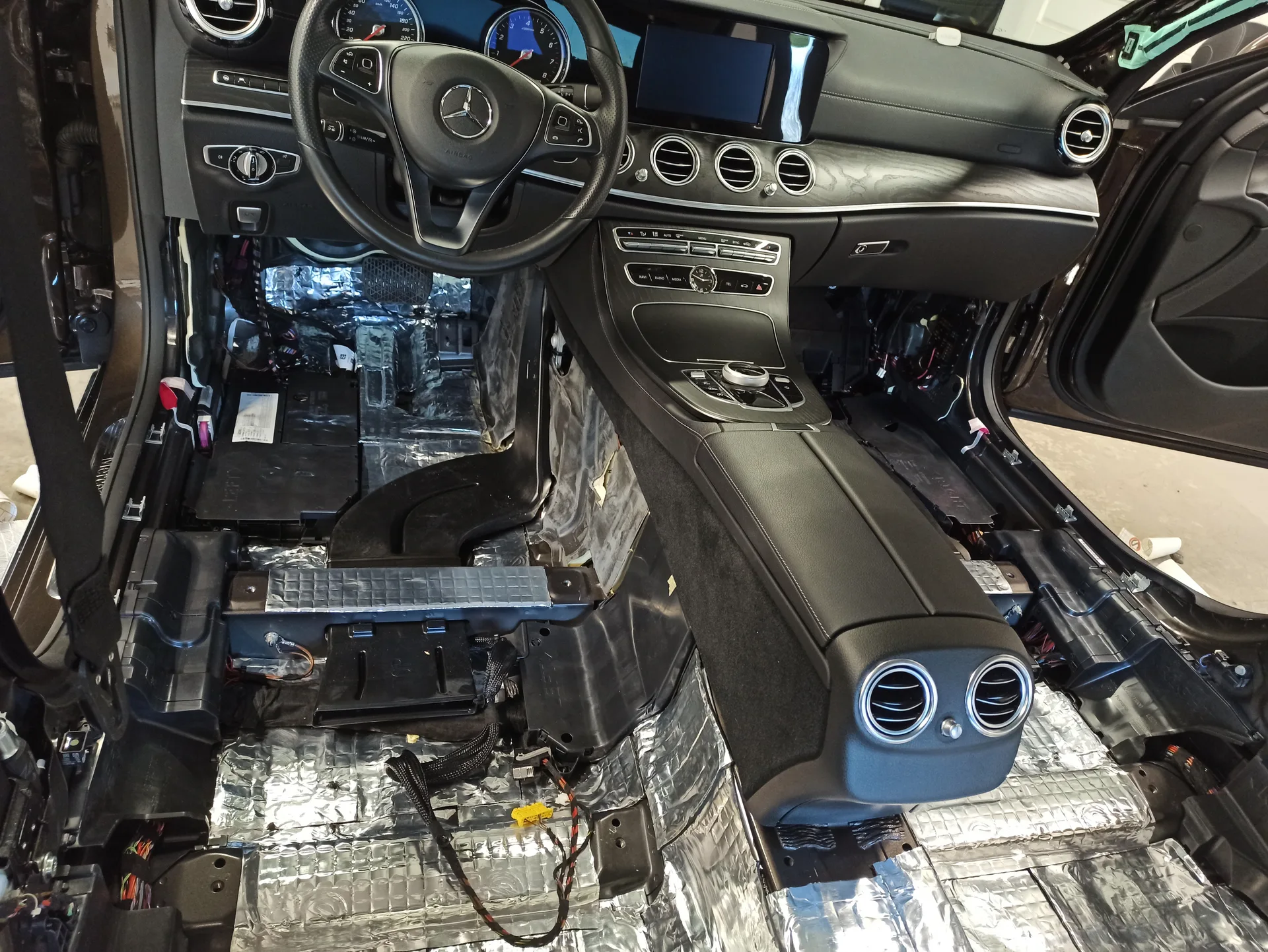 mercedes-benz-e-class-492