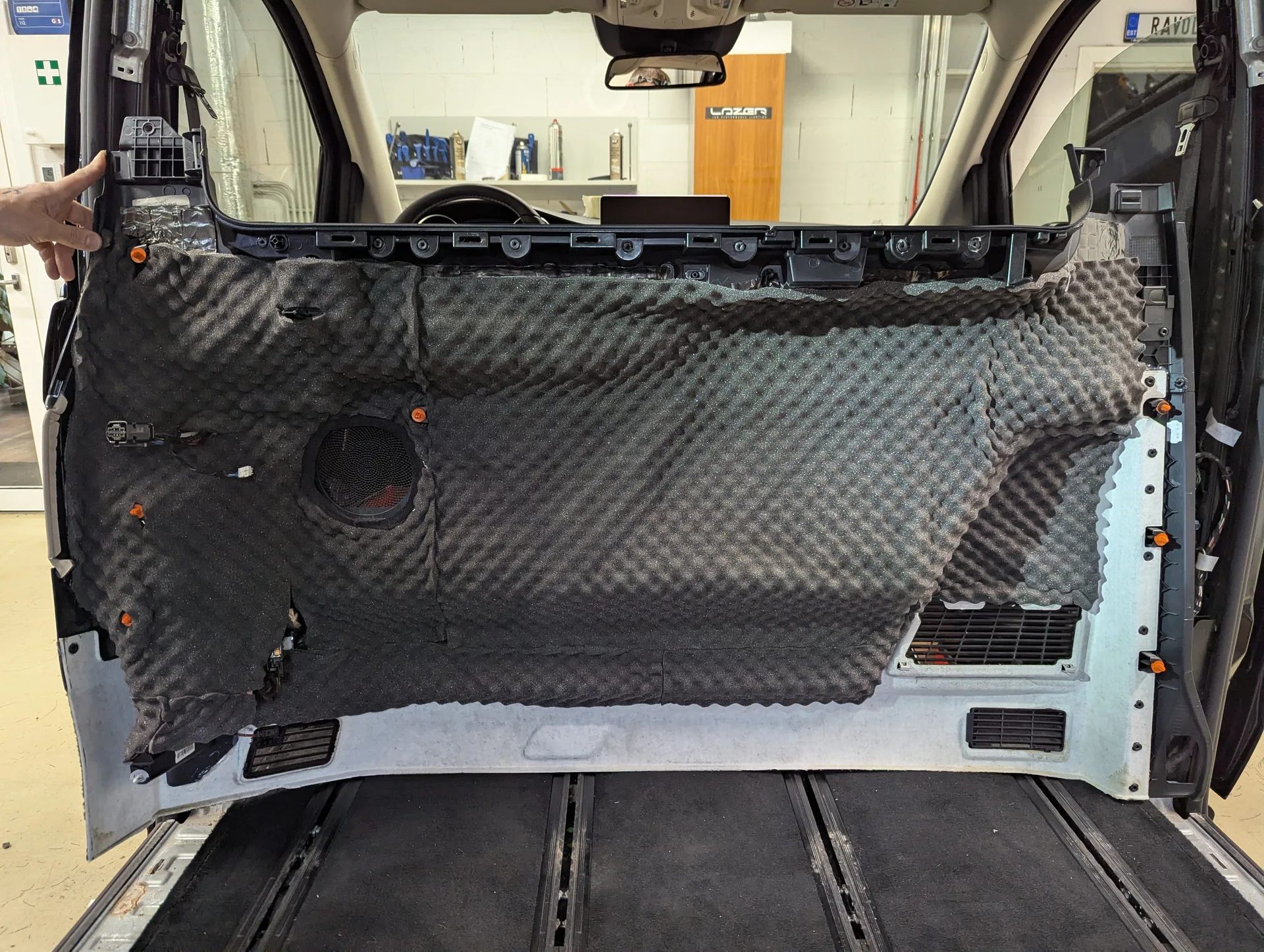 mercedes-benz-v-class-executve-578