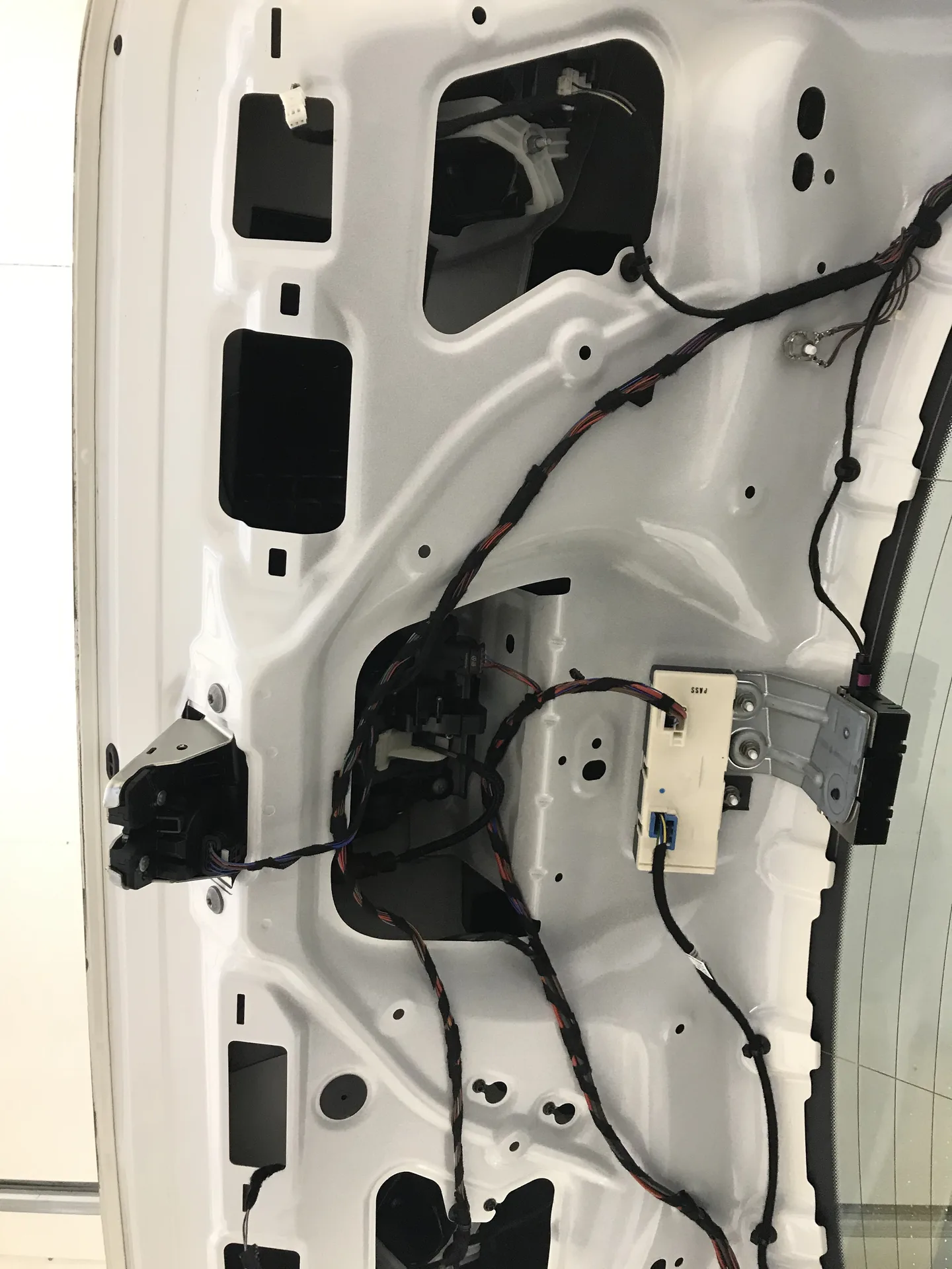 mercedes-benz-gls-499