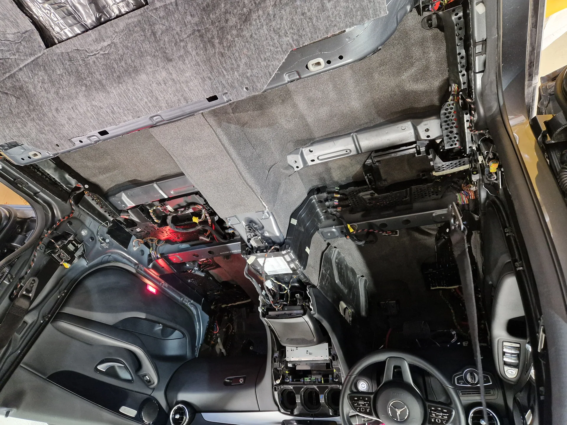 mercedes-benz-c-class-819