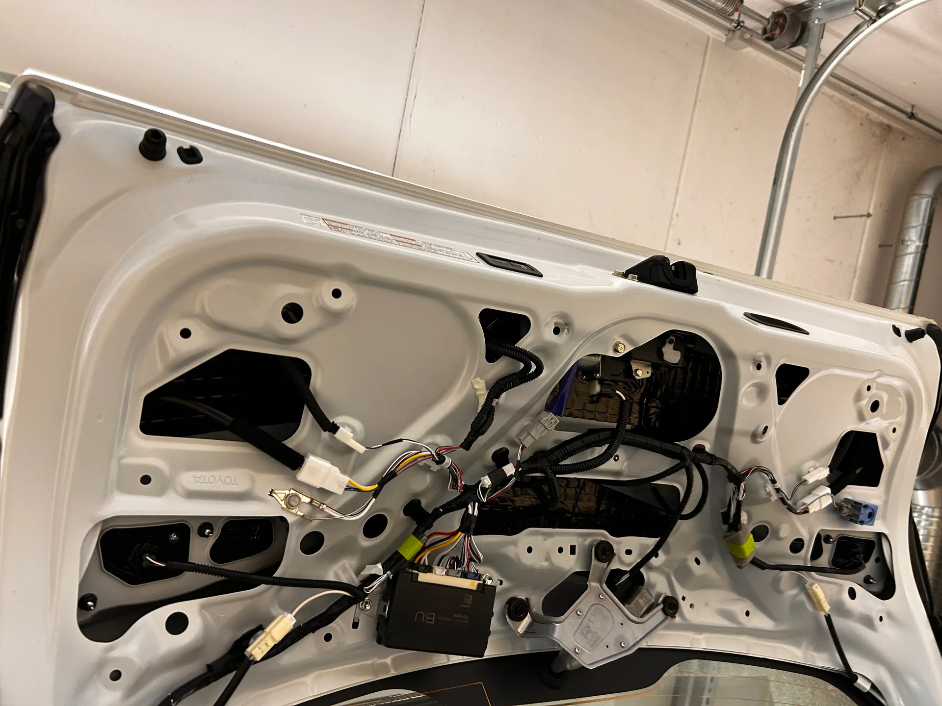 toyota-corolla-cross-171