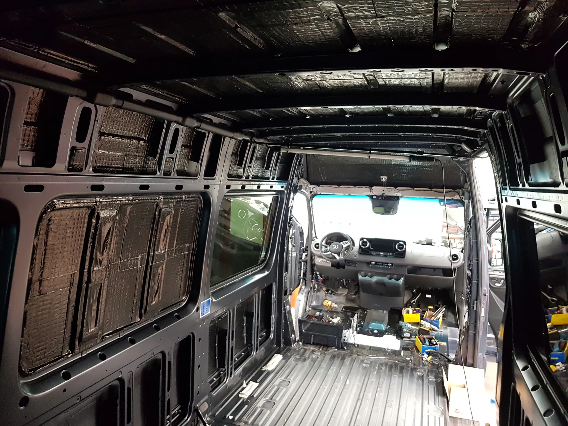 mercedes-benz-sprinter-885