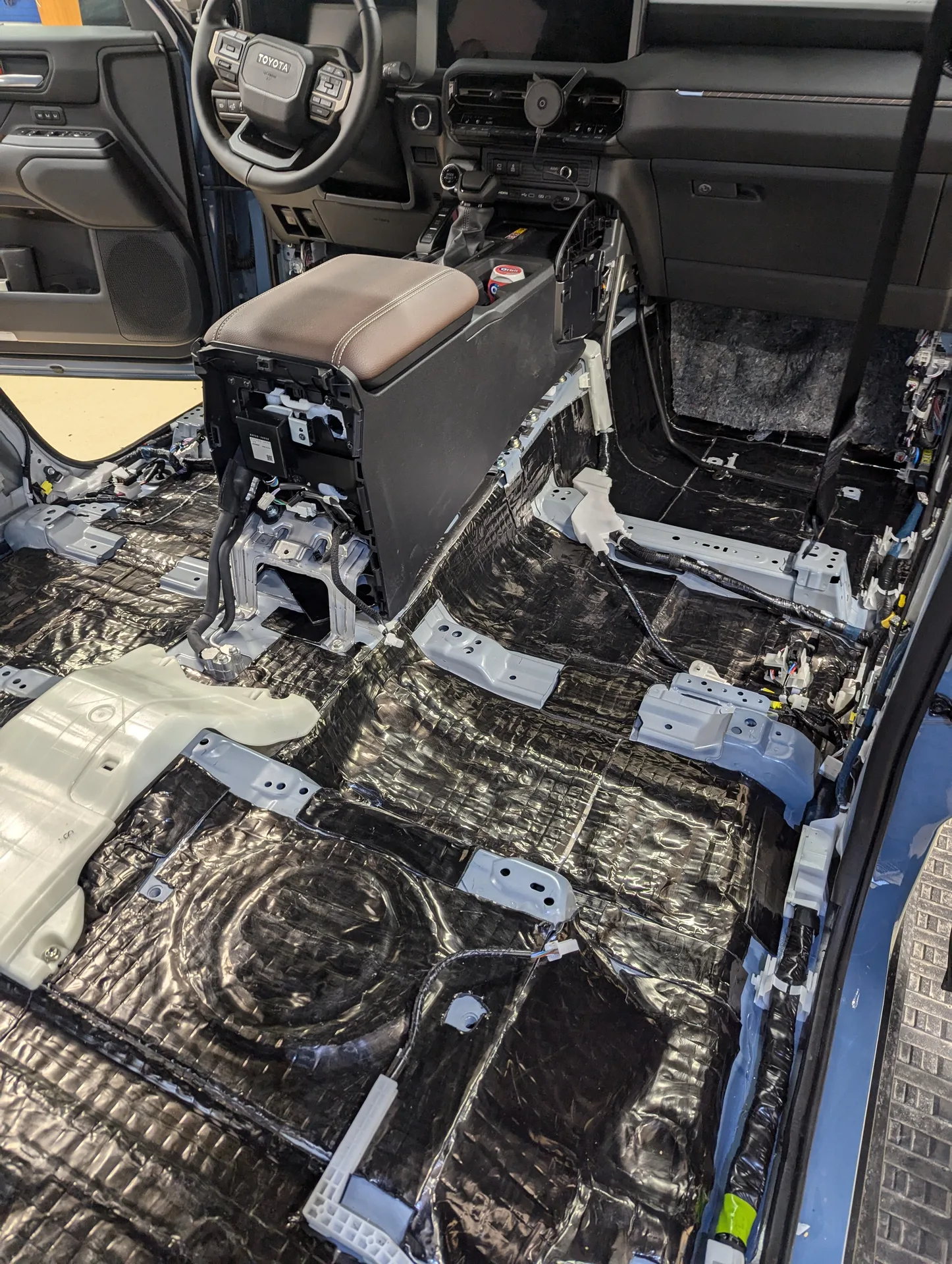 toyota-land-sruiser-250-454