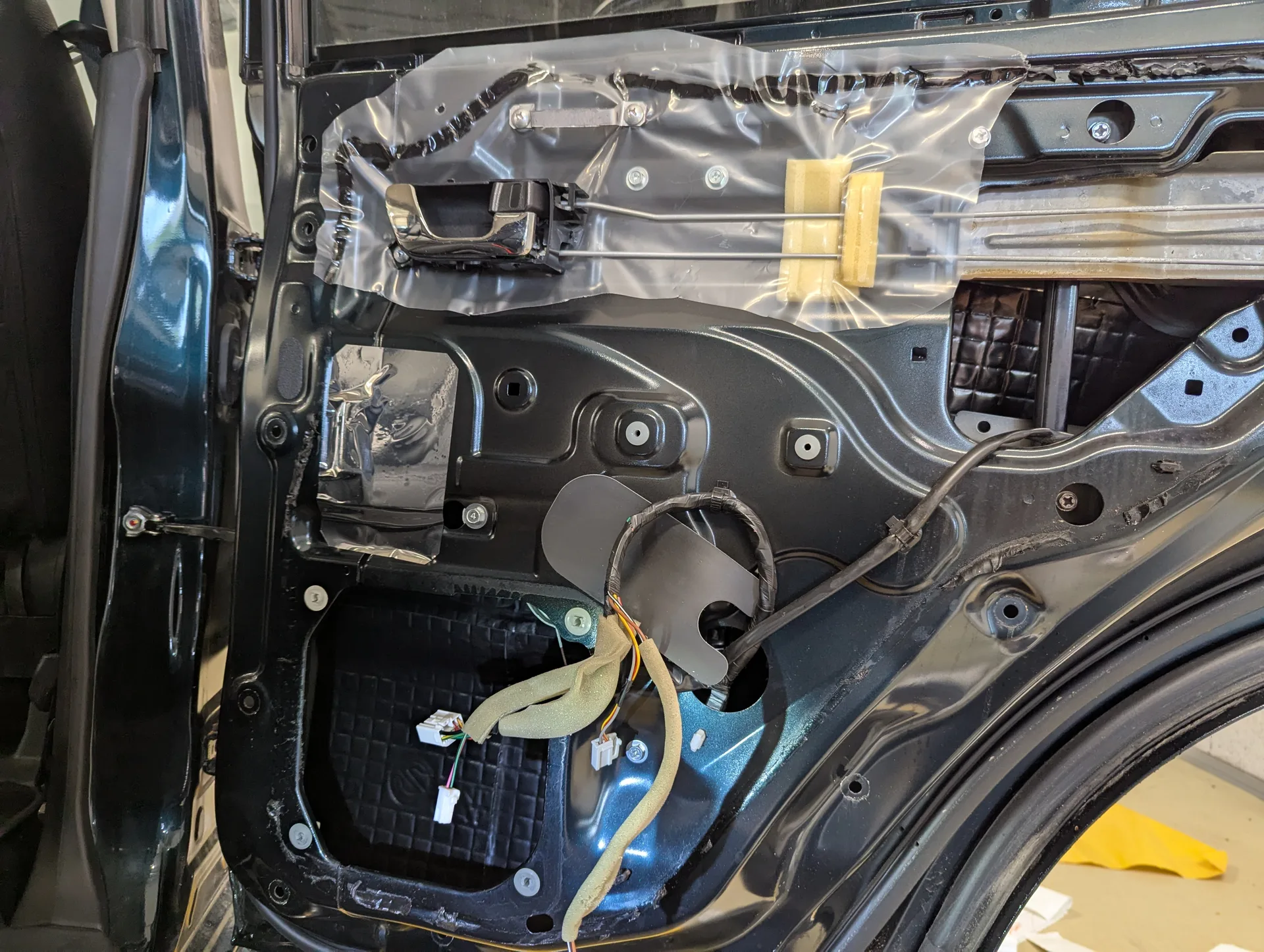 mitsubishi-pajero-089