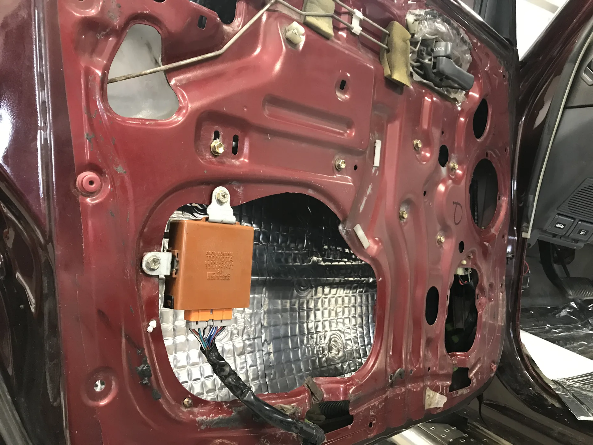 toyota-land-sruiser-80-183