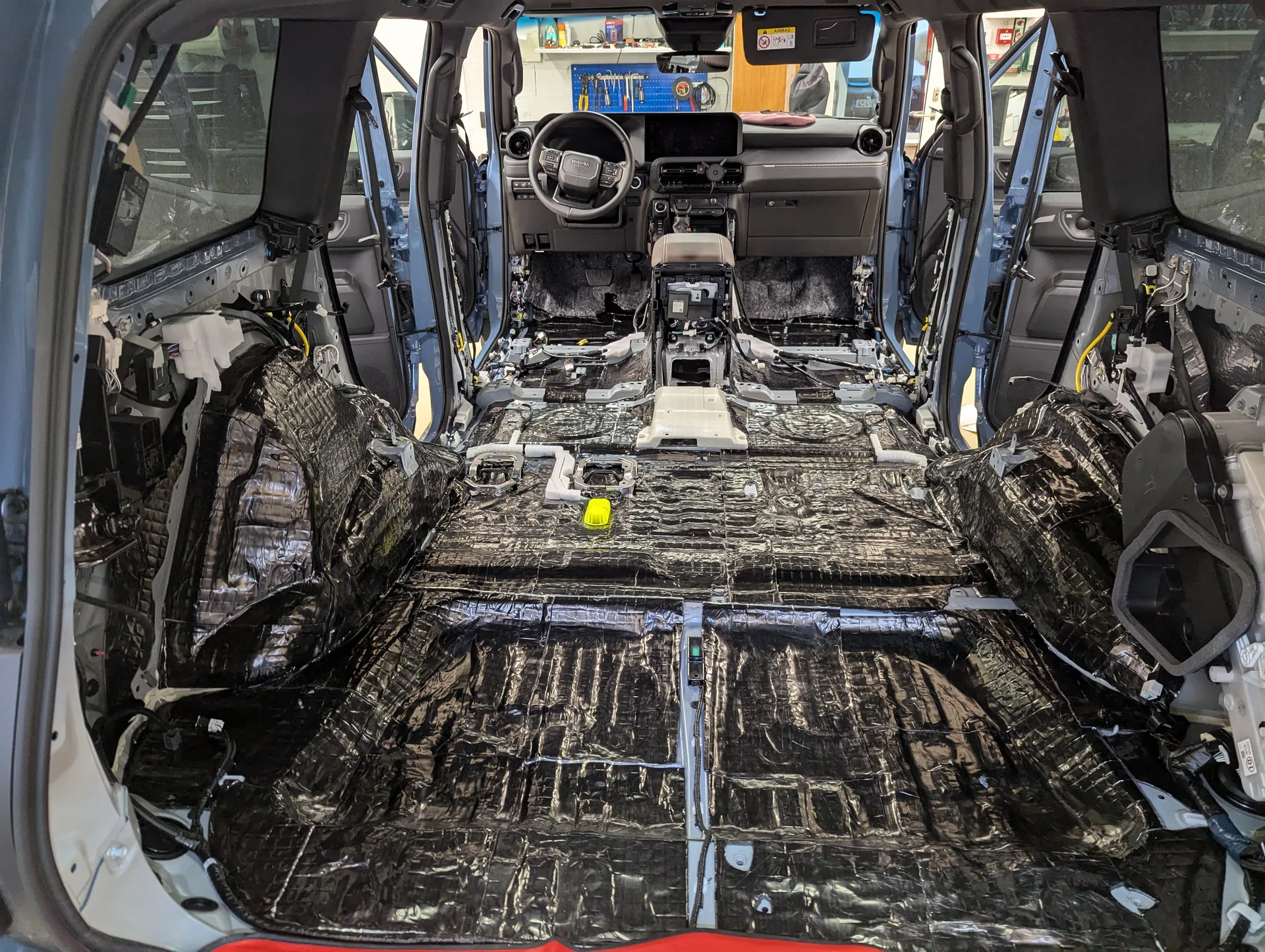 toyota-land-sruiser-250-454