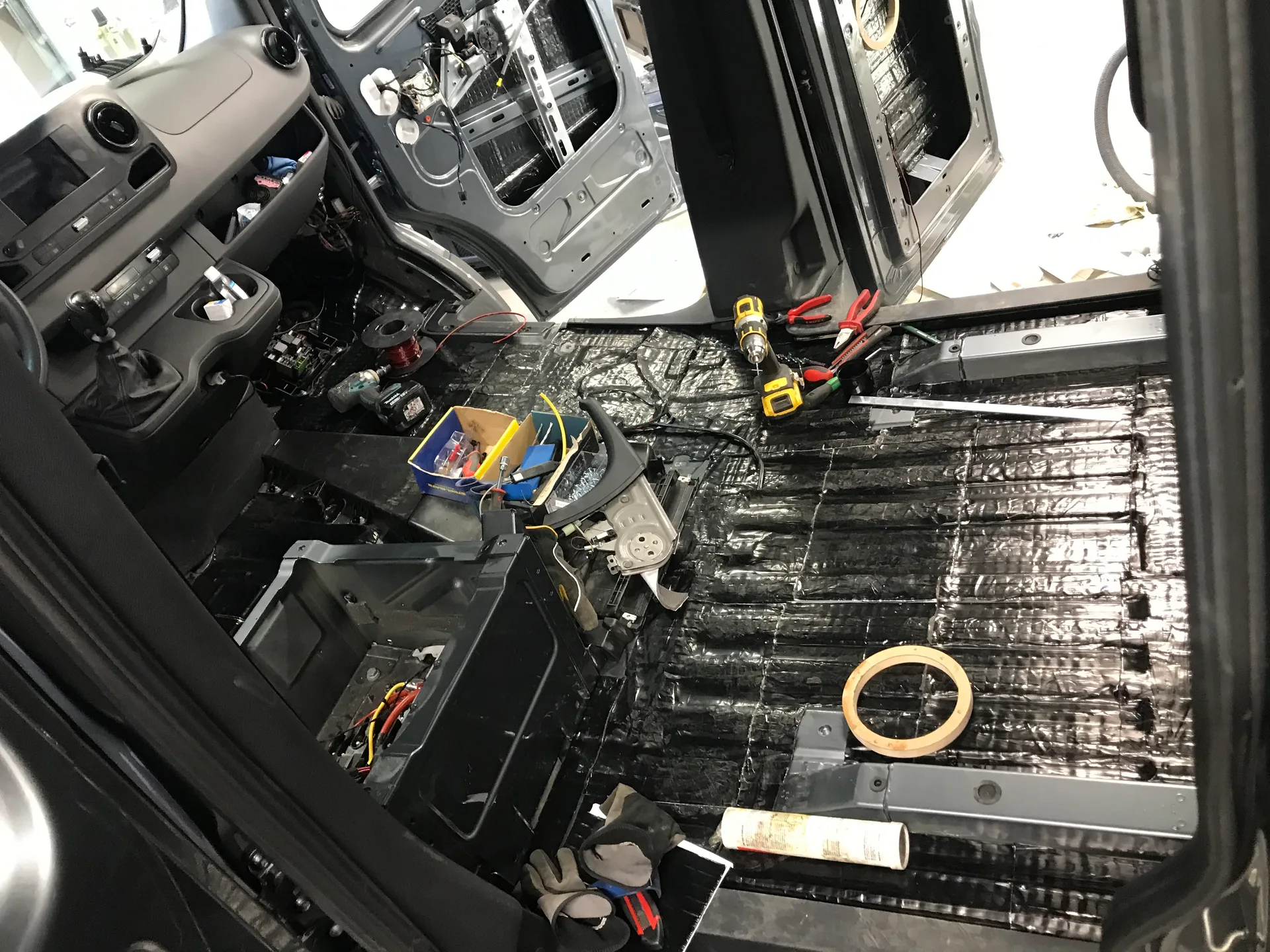 mercedes-benz-sprinter-885