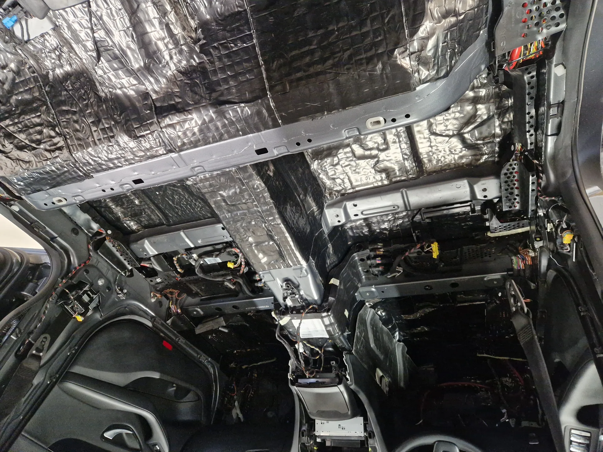 mercedes-benz-c-class-819