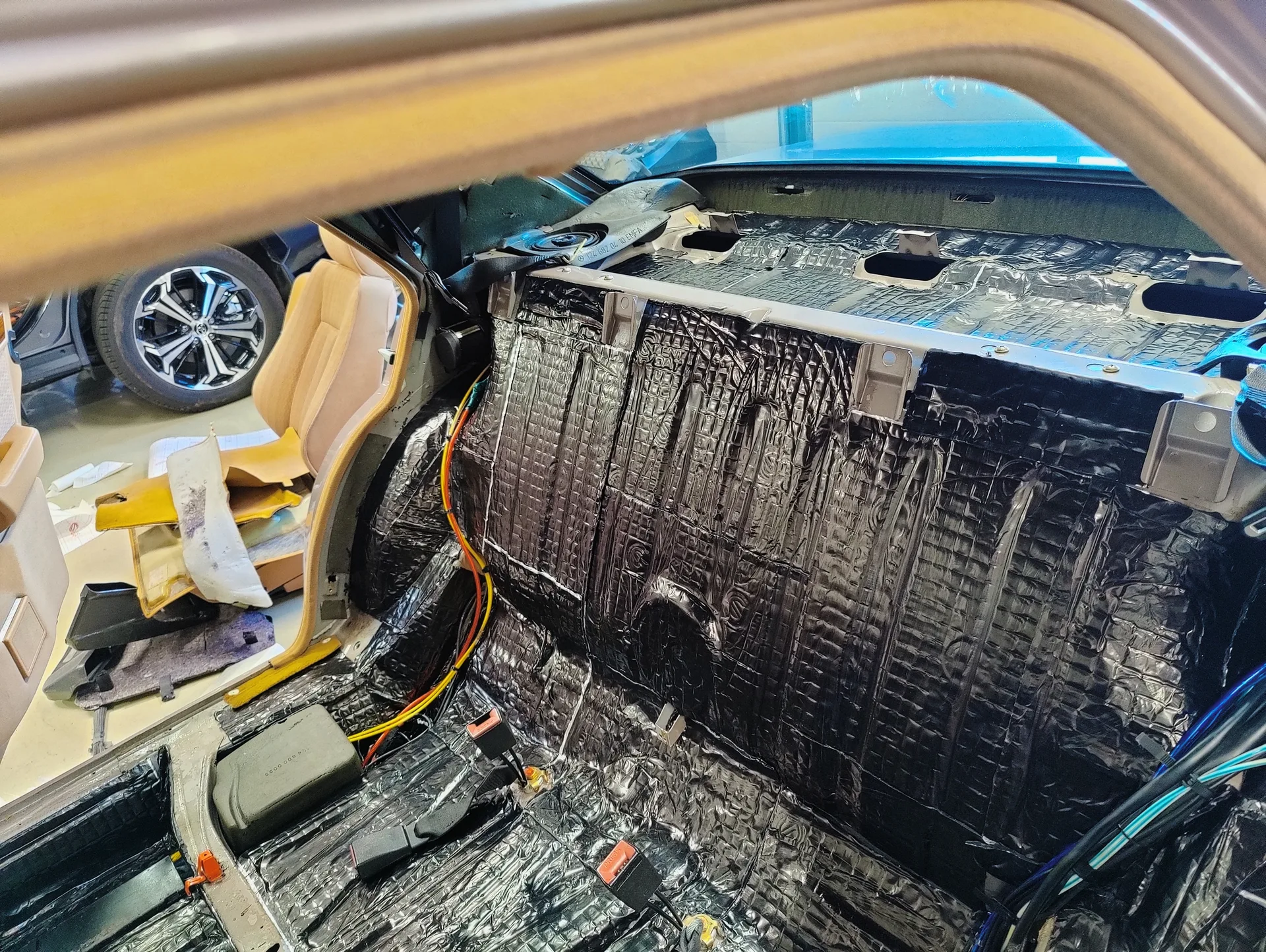 mercedes-benz-w124-904