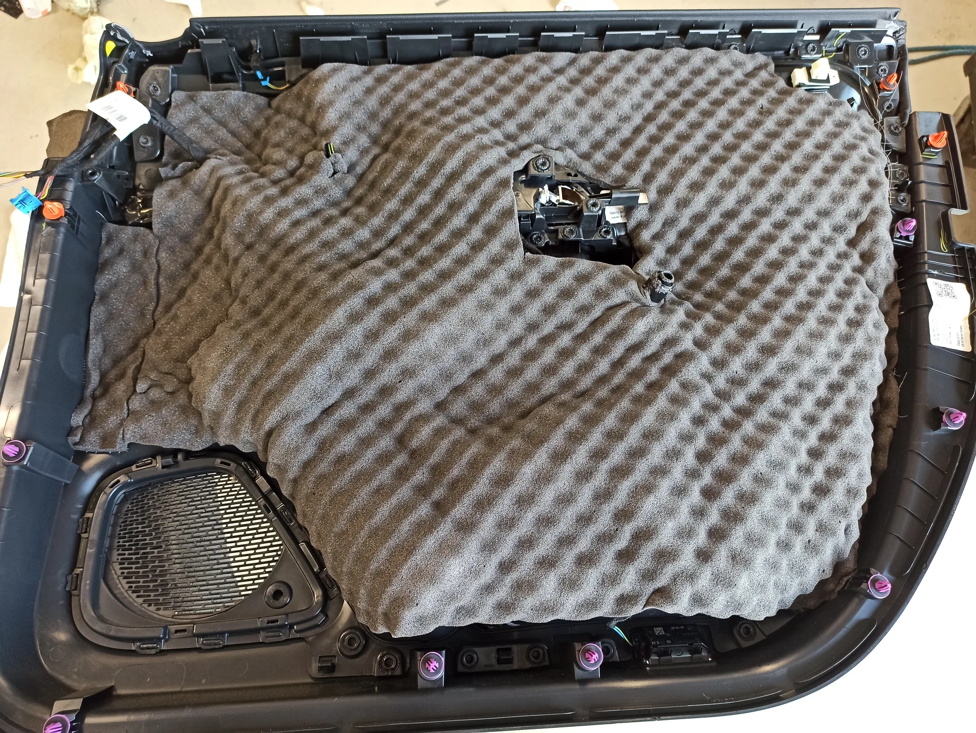 mercedes-benz-glb-116