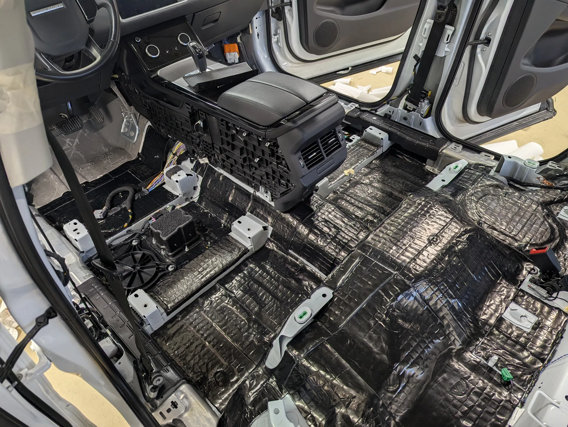 land-rover-evoque-755