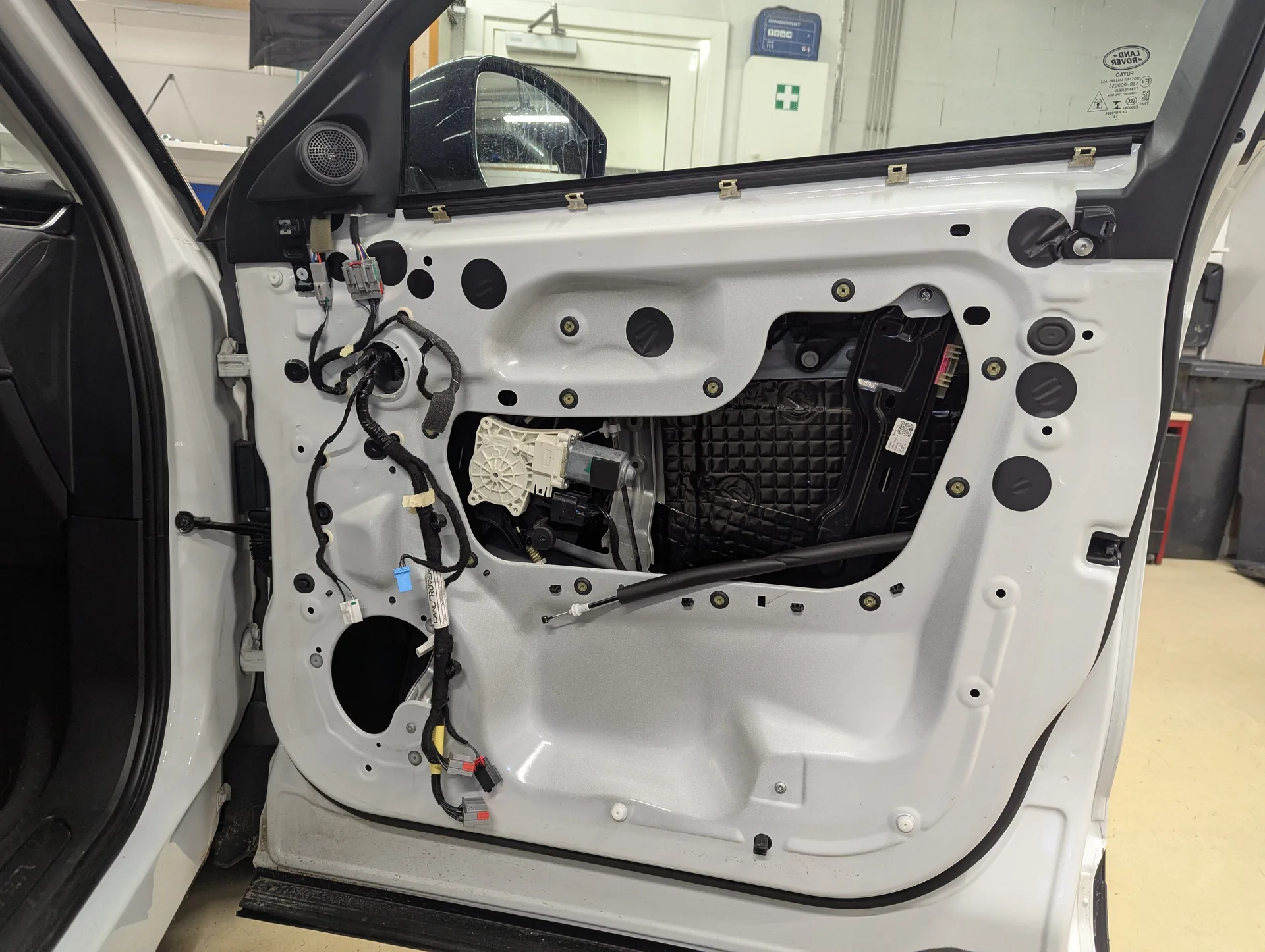 land-rover-evoque-755