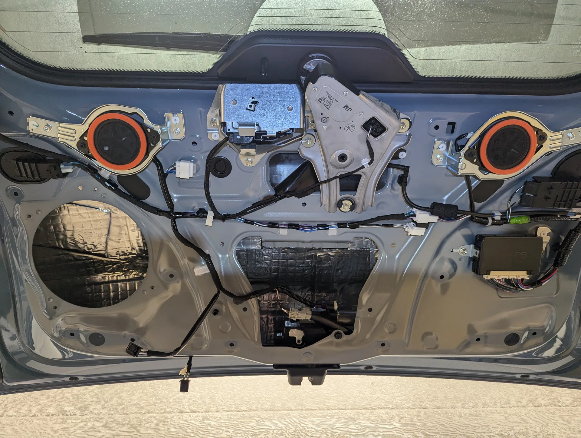 toyota-land-sruiser-250-454