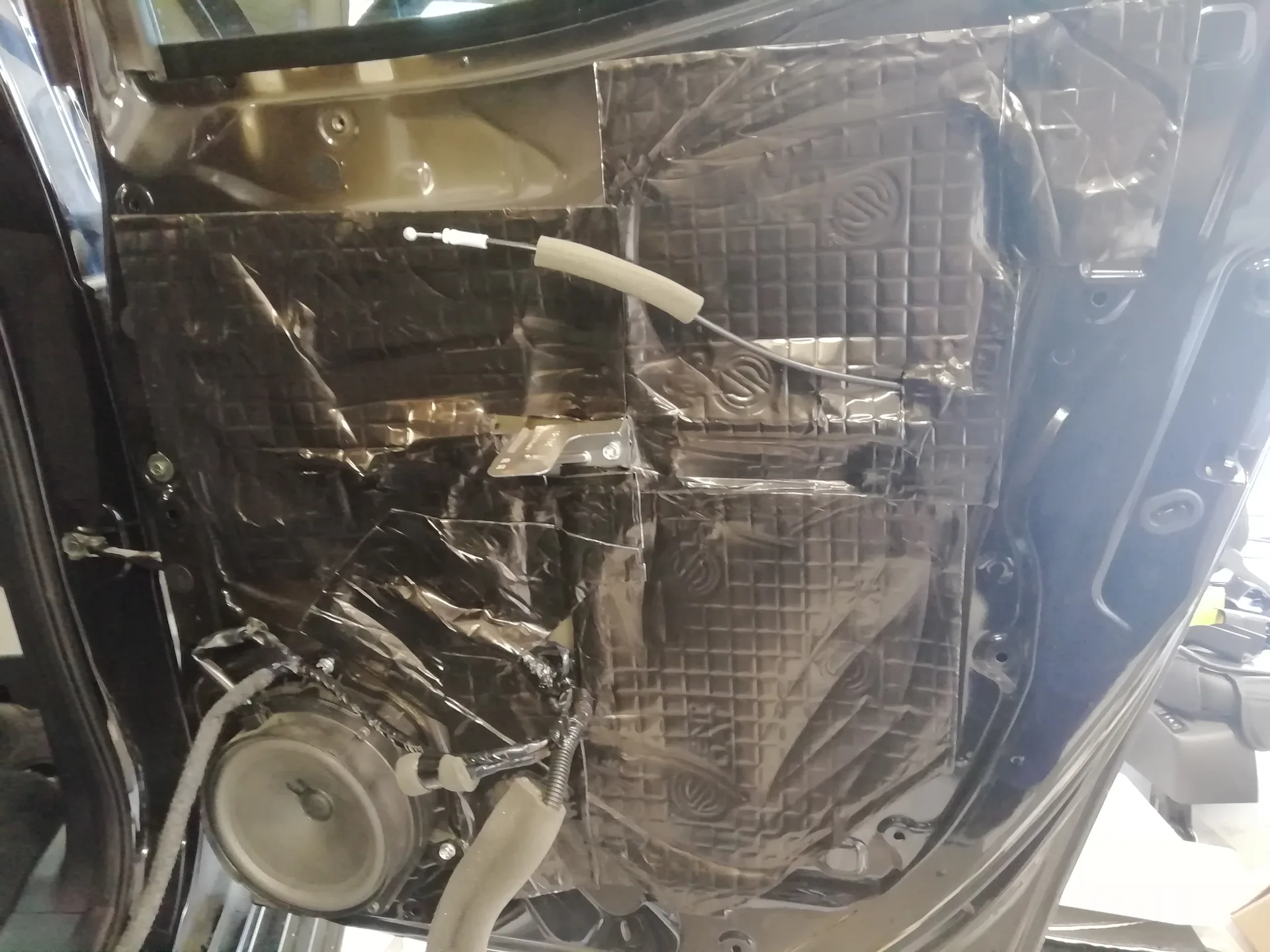 mercedes-benz-x-class-076