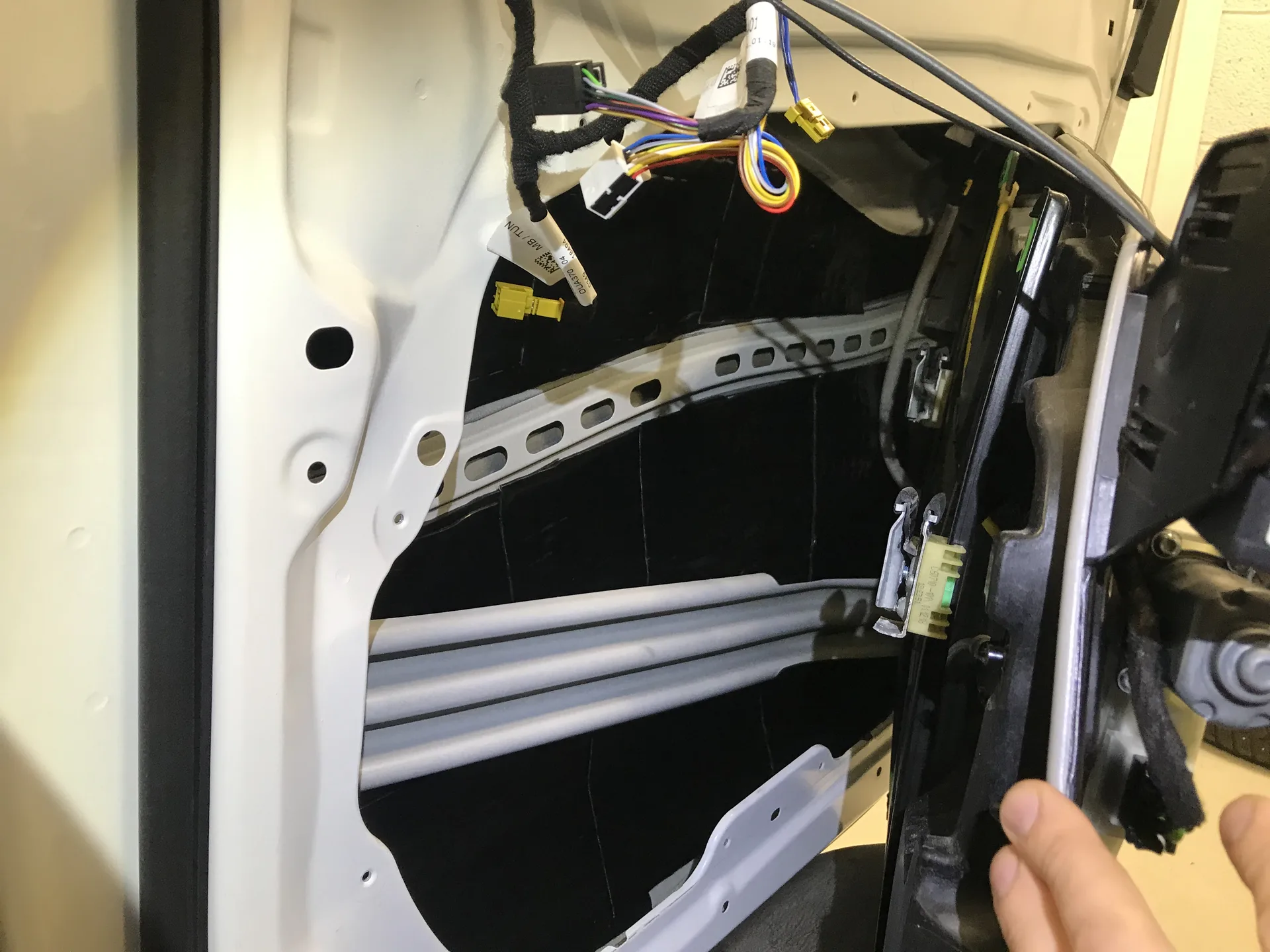 mercedes-benz-gls-499