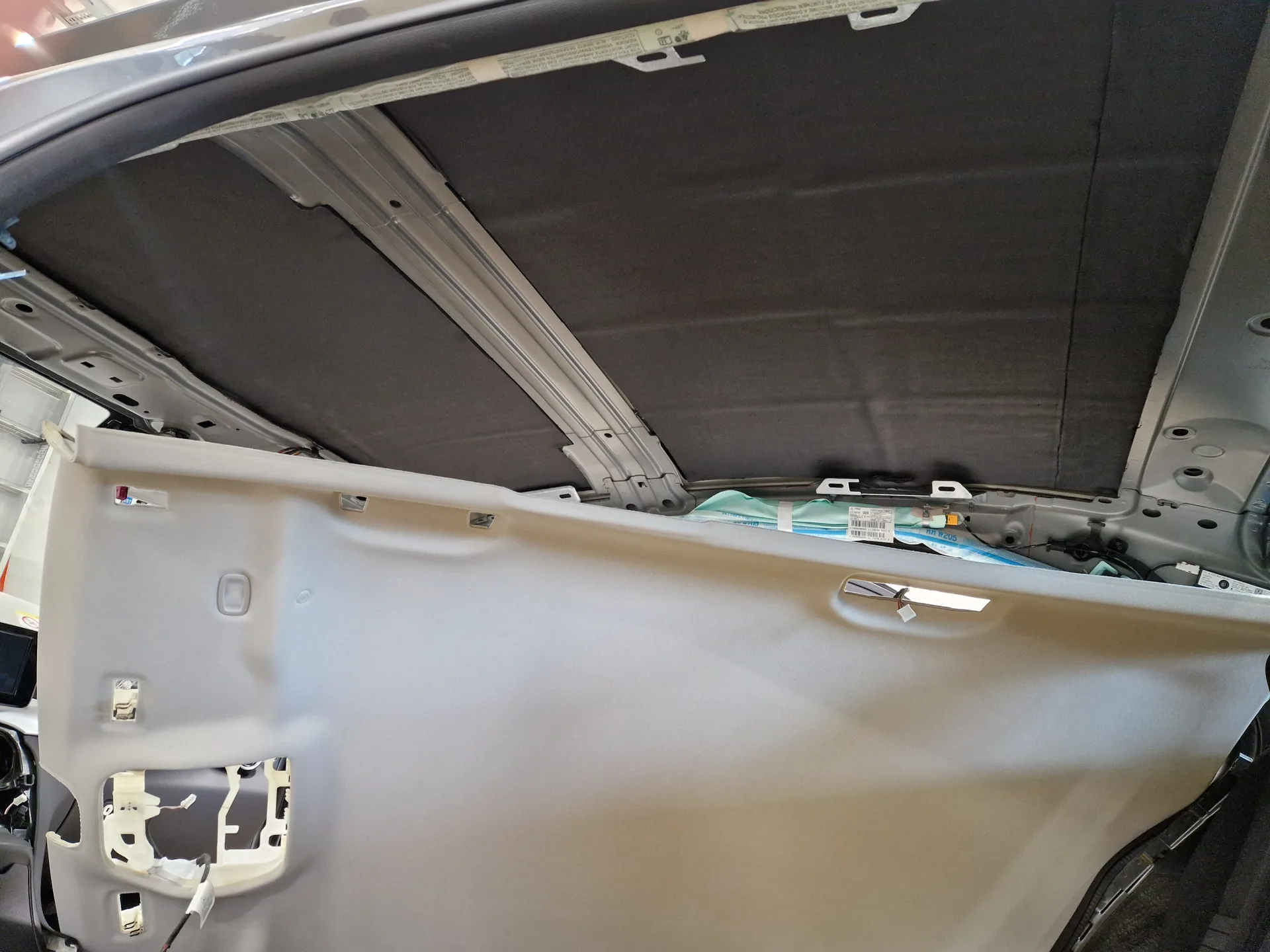 mercedes-benz-c-class-819