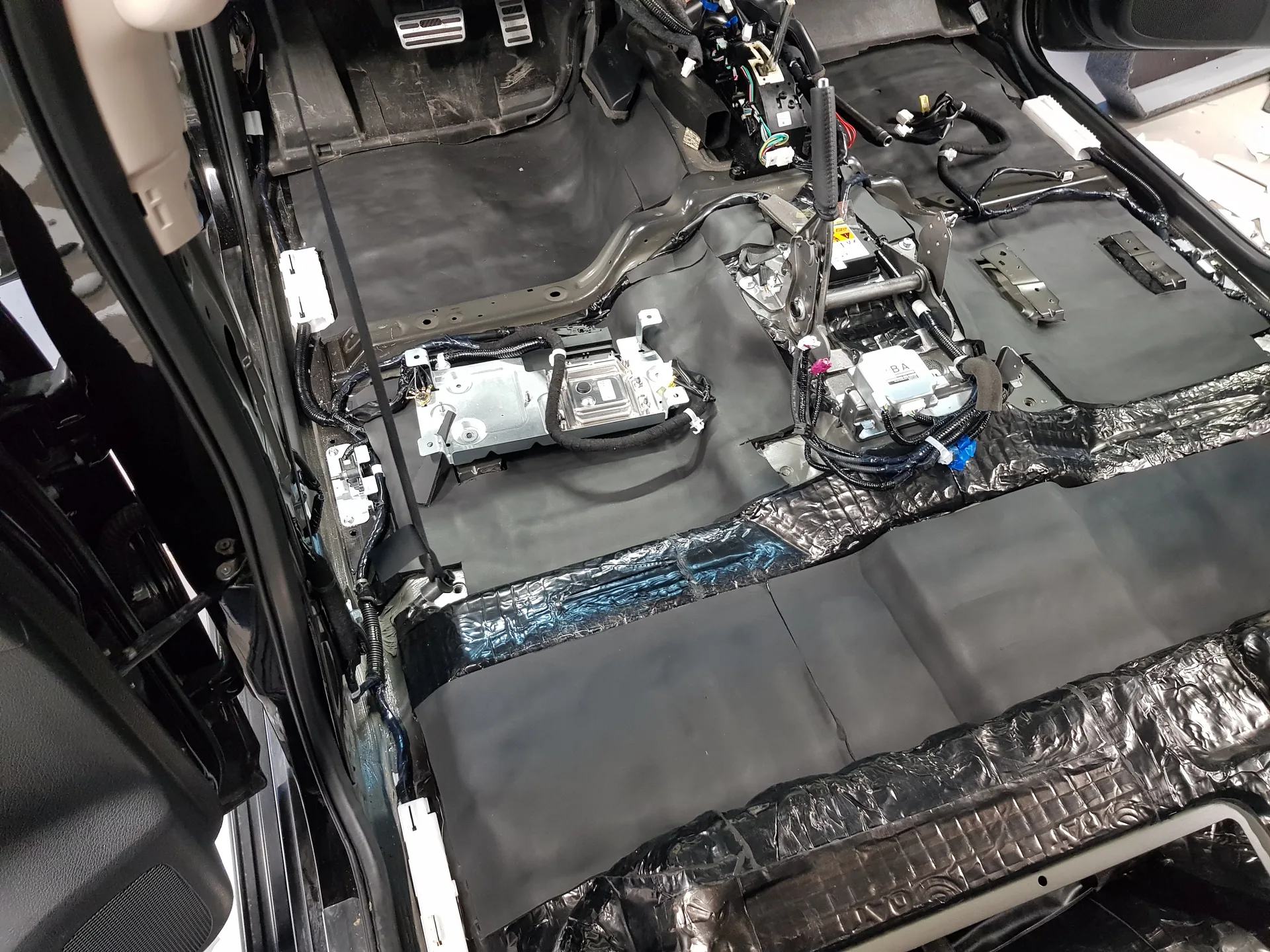 mercedes-benz-x-class-076