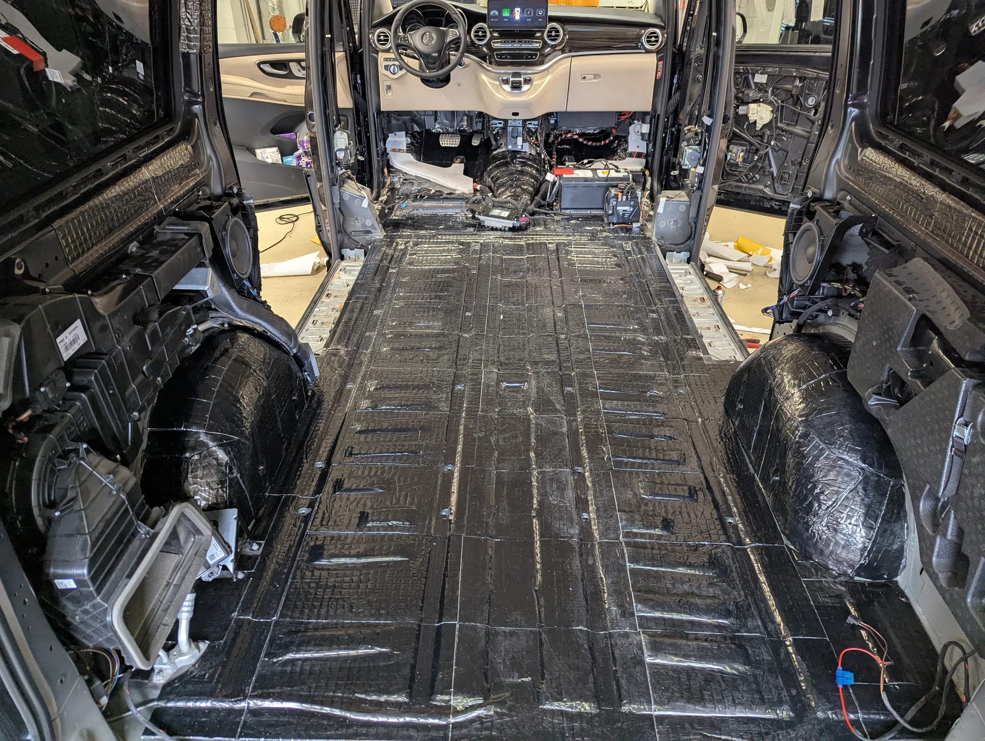 mercedes-benz-v-class-executve-578