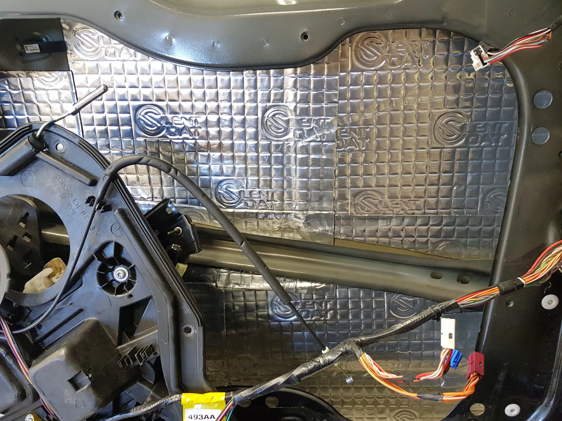 chrysler-town-country-385