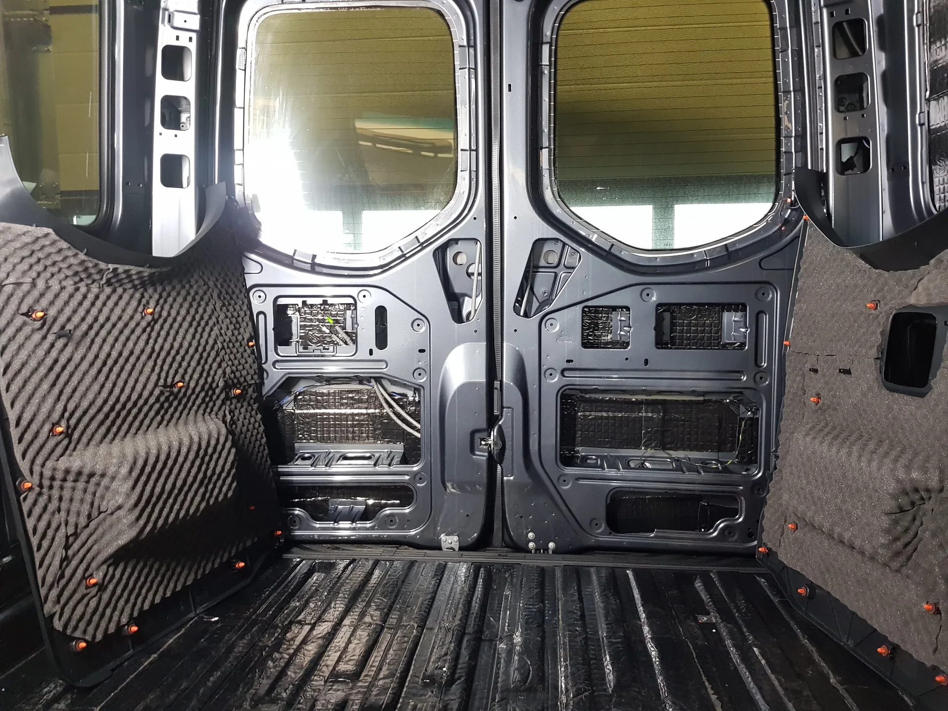 mercedes-benz-sprinter-885