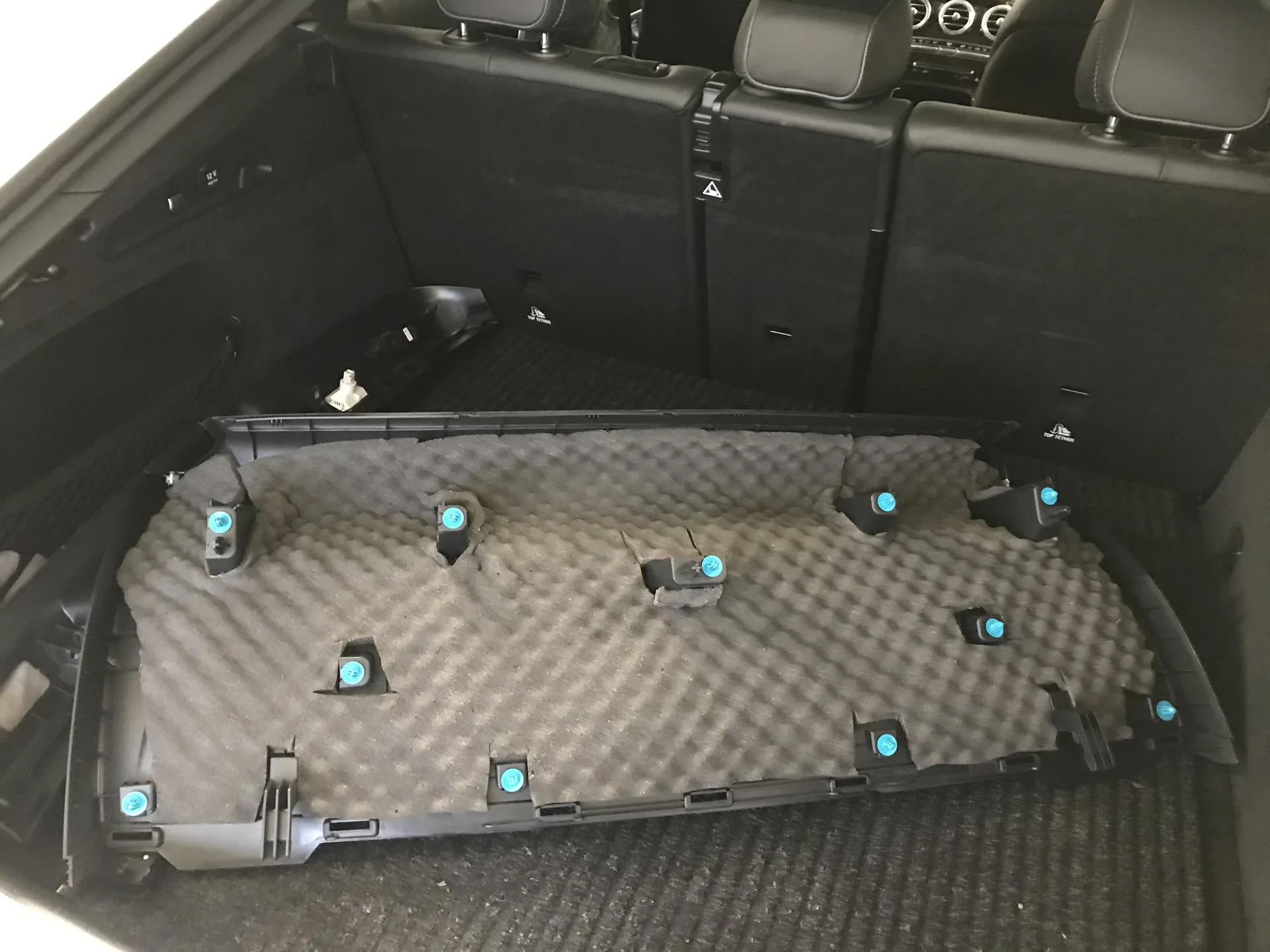 mercedes-benz-gls-499