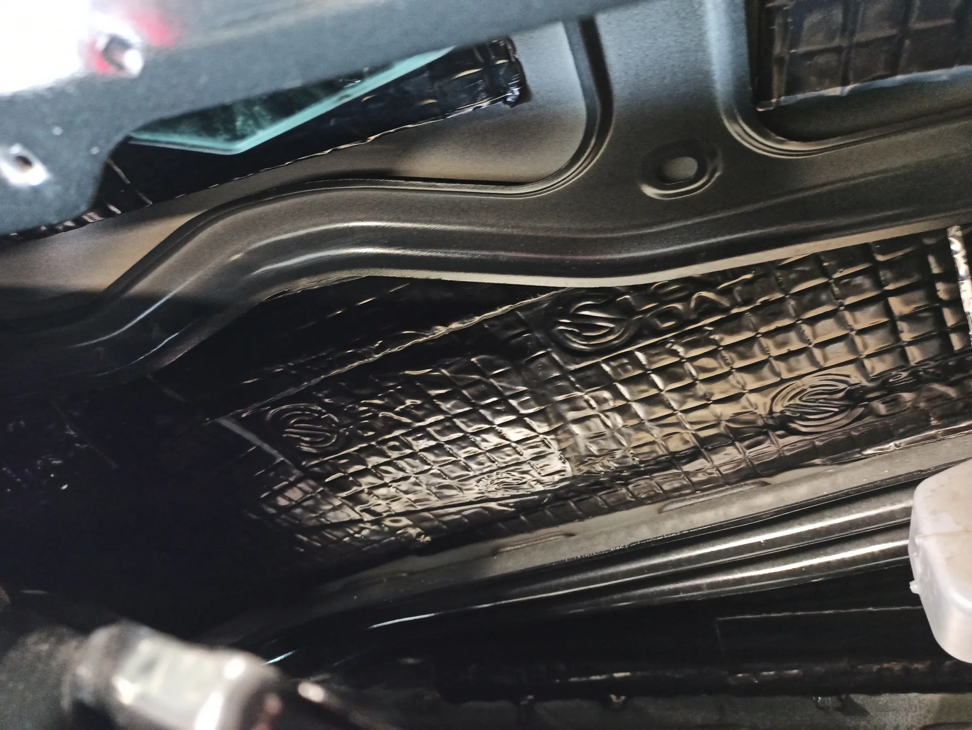 mercedes-benz-glb-116