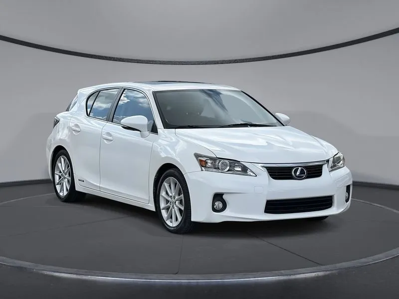 Lexus CT200H